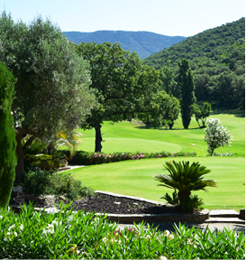 Golf de Valcros la Londe proche de l’hôtel Auberge de la Calanque le Lavandou