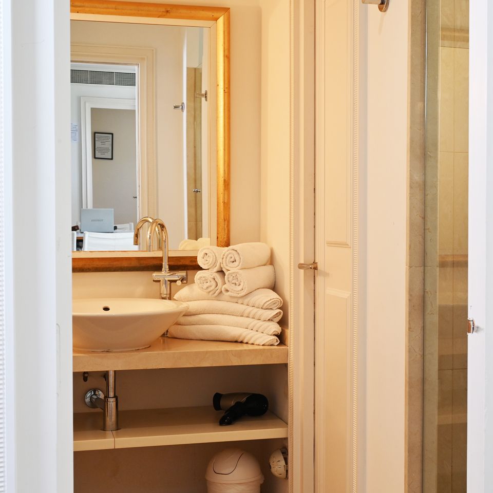 Un appartement luxueux avec terrasse et jardin dans le Var